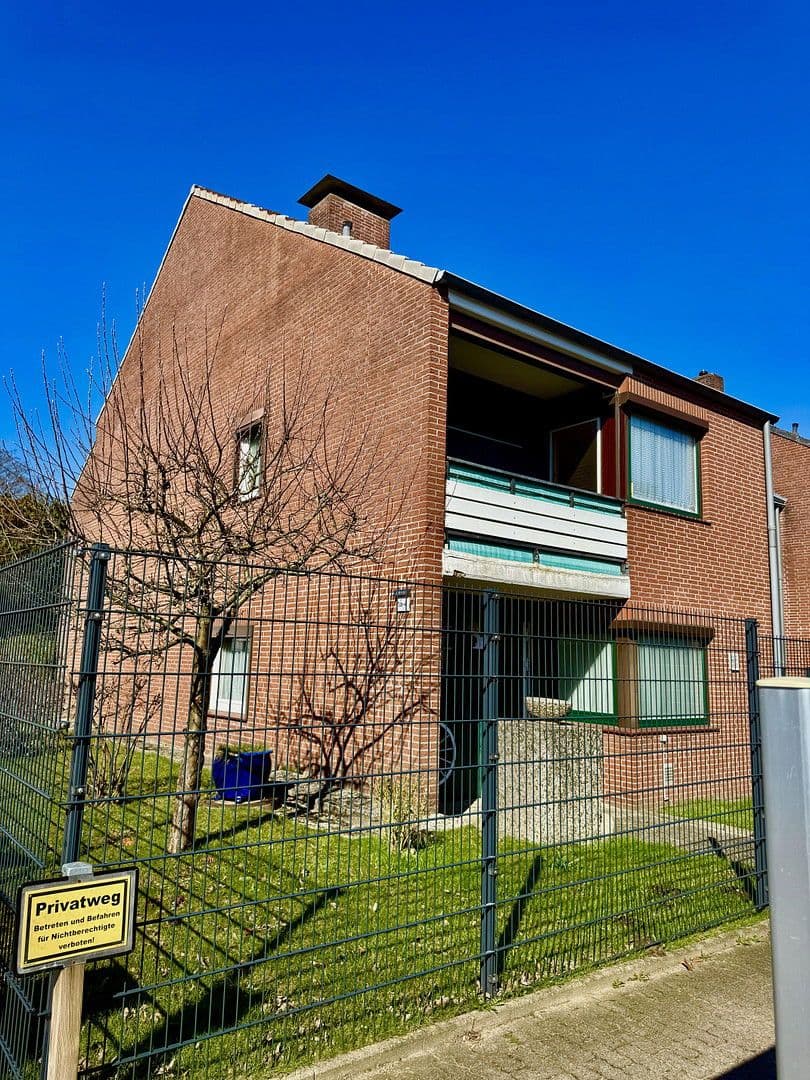 Predaj domu 134 m², pozemek 370 m², Halstenbek, Šlezvicko-Holštajnsko Predaj domu 134 m², pozemek 370 m², Halstenbek, Šlezvicko-Holštajnsko