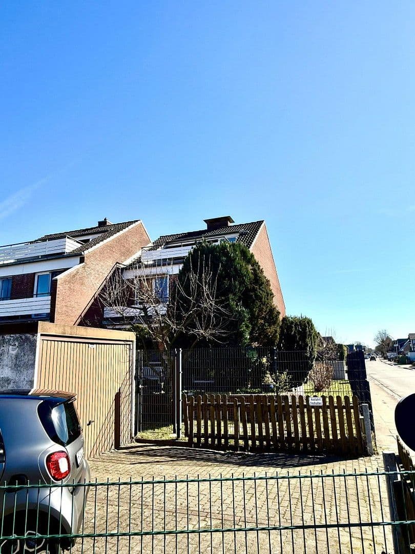 Predaj domu 134 m², pozemek 370 m², Halstenbek, Šlezvicko-Holštajnsko Predaj domu 134 m², pozemek 370 m², Halstenbek, Šlezvicko-Holštajnsko