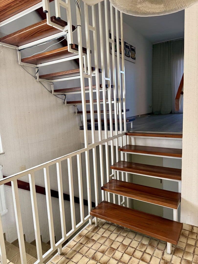 Predaj domu 134 m², pozemek 370 m², Halstenbek, Šlezvicko-Holštajnsko Predaj domu 134 m², pozemek 370 m², Halstenbek, Šlezvicko-Holštajnsko