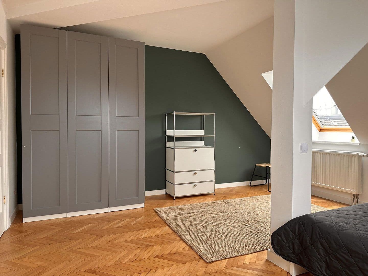 Prenájom bytu 3-izbový 95 m², Berlin, Berlín Prenájom bytu 3-izbový 95 m², Berlin, Berlín