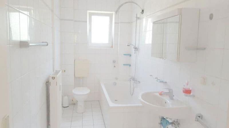 Prenájom bytu 2-izbový 53 m², Freiburg, Bádensko-Wurttembersko Prenájom bytu 2-izbový 53 m², Freiburg, Bádensko-Wurttembersko