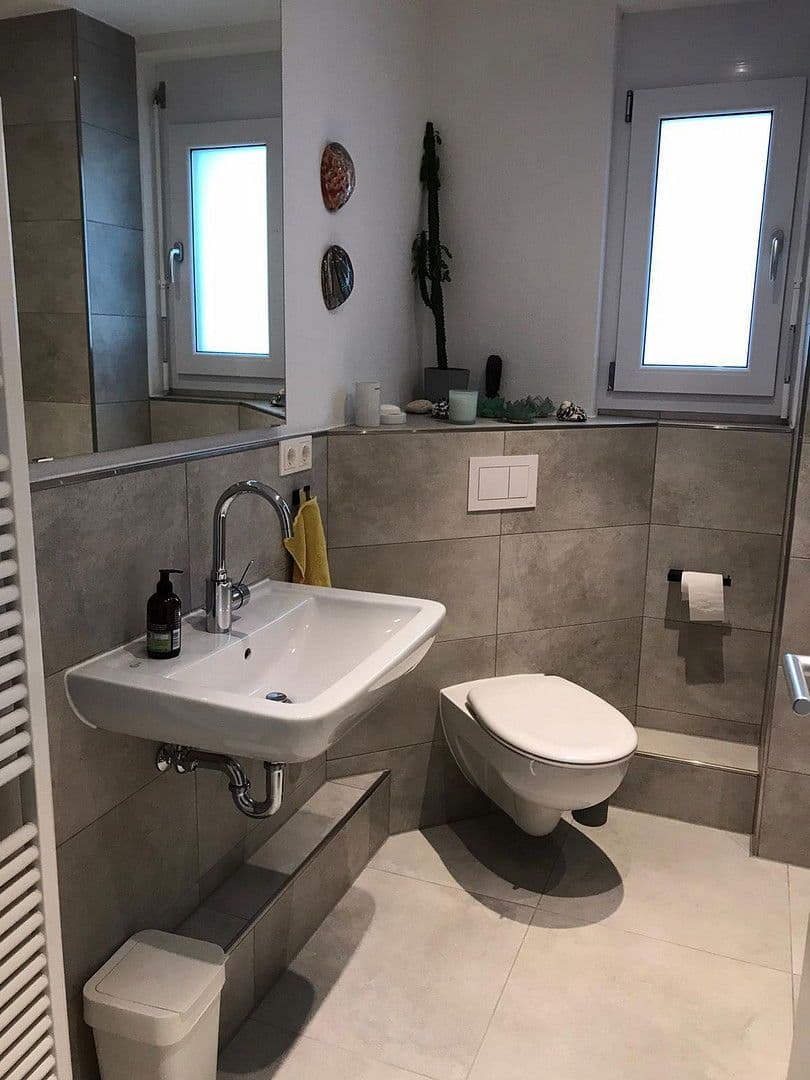 Prenájom domu 141 m², pozemek 176 m², Rodenbacherstr. 36n, Alzenau, Bavorsko Prenájom domu 141 m², pozemek 176 m², Rodenbacherstr. 36n, Alzenau, Bavorsko