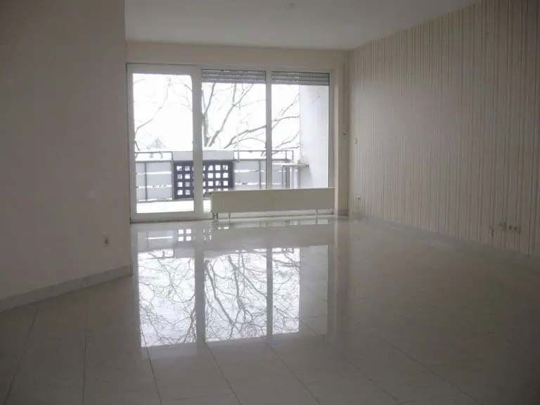 Prenájom bytu 3-izbový 83 m², Sterkrader Straße 248, Dinslaken, Severné Porýnie - Westfálsko Prenájom bytu 3-izbový 83 m², Sterkrader Straße 248, Dinslaken, Severné Porýnie - Westfálsko