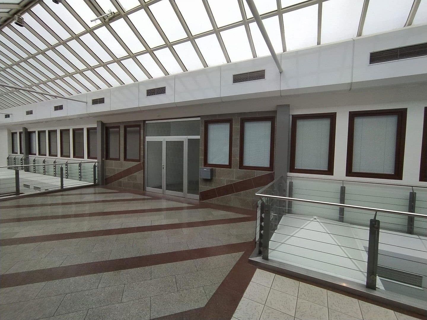 Prenájom kancelárie 120 m², Johannisstraße 112/113, Osnabrück, Dolné Sasko Prenájom kancelárie 120 m², Johannisstraße 112/113, Osnabrück, Dolné Sasko