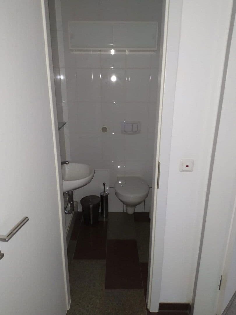 Prenájom kancelárie 120 m², Johannisstraße 112/113, Osnabrück, Dolné Sasko Prenájom kancelárie 120 m², Johannisstraße 112/113, Osnabrück, Dolné Sasko