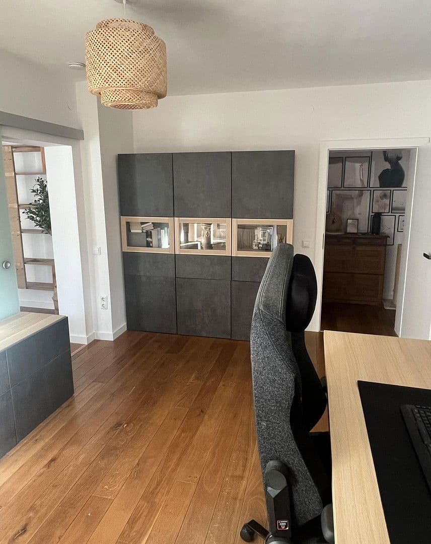 Predaj bytu 5-izbový 109 m², Römerstraße 8, Essen, Severné Porýnie - Westfálsko Predaj bytu 5-izbový 109 m², Römerstraße 8, Essen, Severné Porýnie - Westfálsko