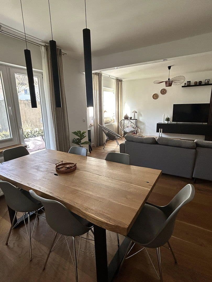 Predaj bytu 5-izbový 109 m², Römerstraße 8, Essen, Severné Porýnie - Westfálsko Predaj bytu 5-izbový 109 m², Römerstraße 8, Essen, Severné Porýnie - Westfálsko