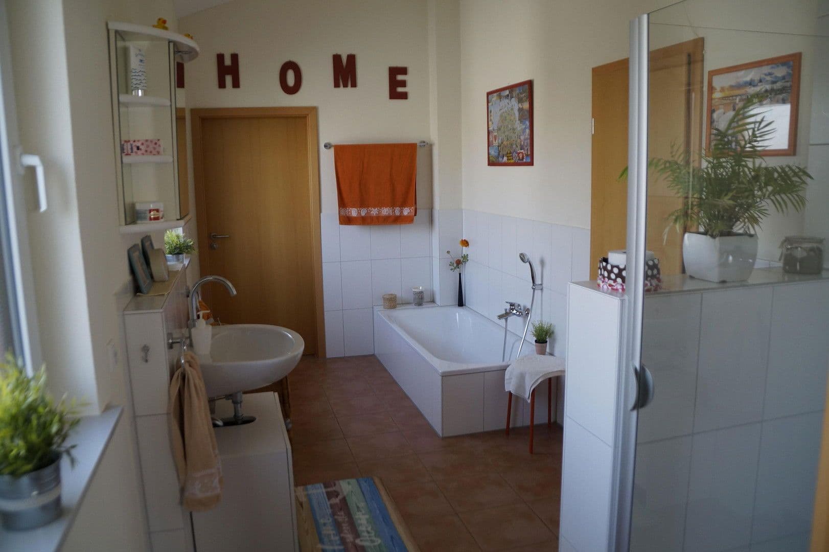 Predaj domu 238 m², pozemek 624 m², Schwaigern, Bádensko-Wurttembersko Predaj domu 238 m², pozemek 624 m², Schwaigern, Bádensko-Wurttembersko