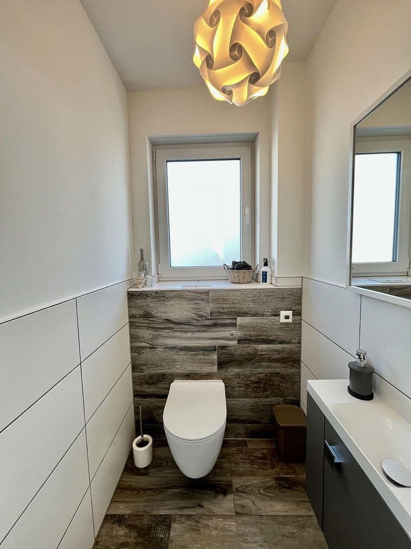 Predaj bytu 3-izbový 113 m², Weiße Erde 7, Euskirchen, Severné Porýnie - Westfálsko Predaj bytu 3-izbový 113 m², Weiße Erde 7, Euskirchen, Severné Porýnie - Westfálsko