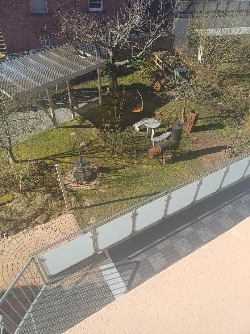 Predaj domu 114 m², pozemek 464 m², Kaiserslautern Erfenbach, Porýnie-Falcko Predaj domu 114 m², pozemek 464 m², Kaiserslautern Erfenbach, Porýnie-Falcko