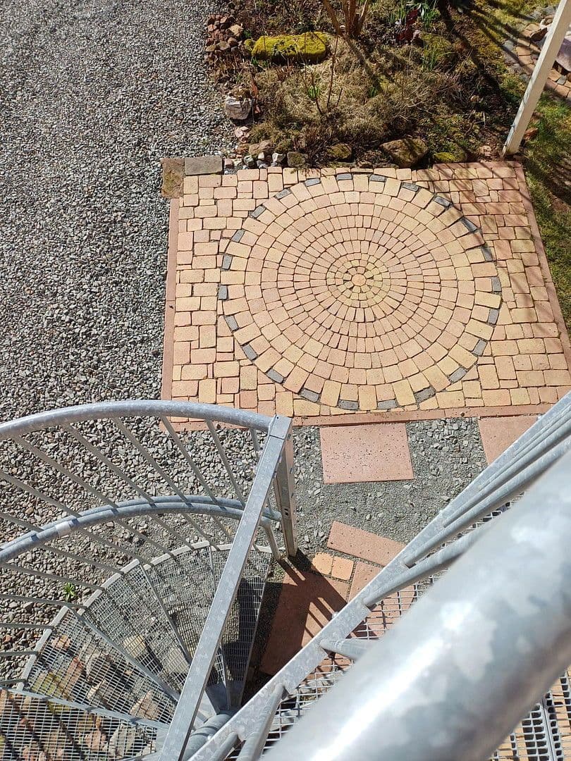 Predaj domu 114 m², pozemek 464 m², Kaiserslautern Erfenbach, Porýnie-Falcko Predaj domu 114 m², pozemek 464 m², Kaiserslautern Erfenbach, Porýnie-Falcko