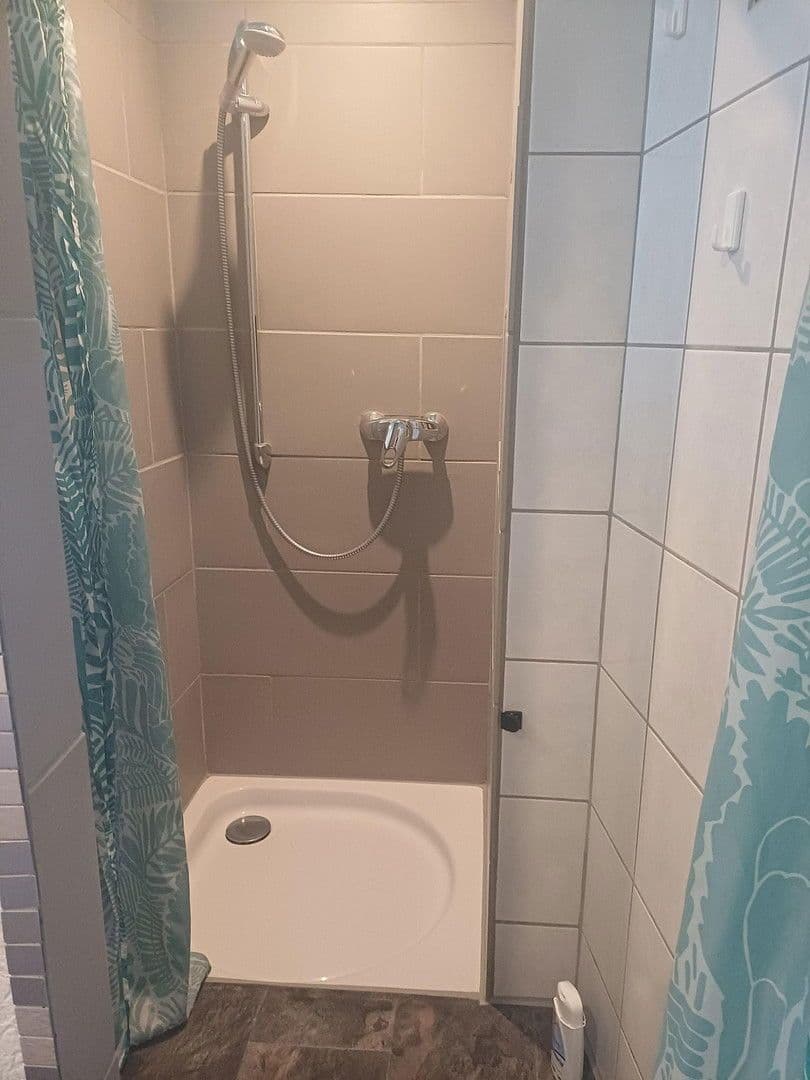 Predaj domu 114 m², pozemek 464 m², Kaiserslautern Erfenbach, Porýnie-Falcko Predaj domu 114 m², pozemek 464 m², Kaiserslautern Erfenbach, Porýnie-Falcko