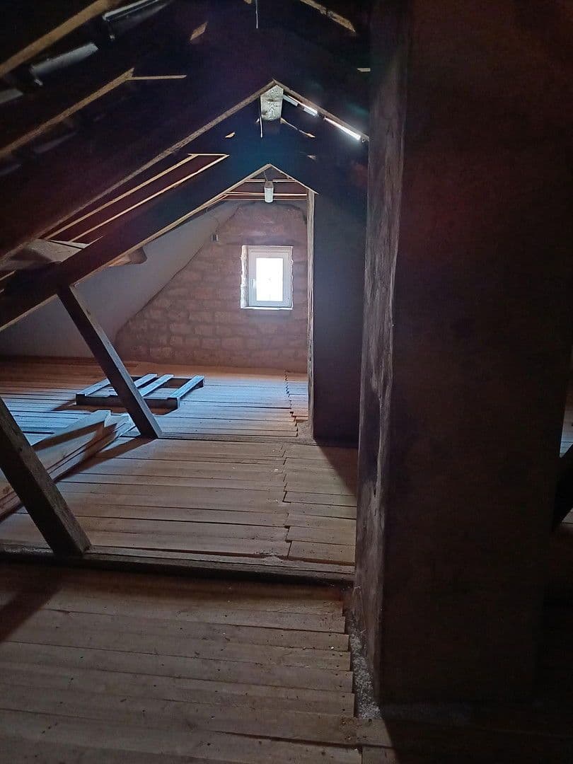 Predaj domu 114 m², pozemek 464 m², Kaiserslautern Erfenbach, Porýnie-Falcko Predaj domu 114 m², pozemek 464 m², Kaiserslautern Erfenbach, Porýnie-Falcko