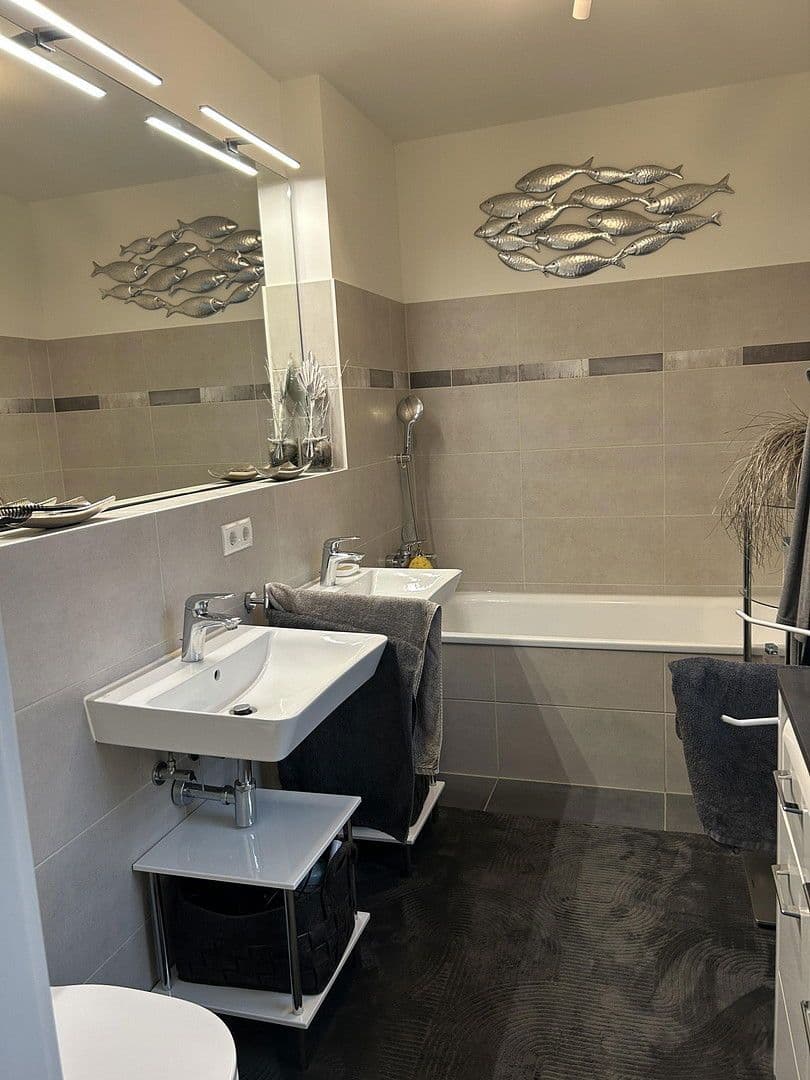 Prenájom bytu 3-izbový 113 m², Schleswig, Šlezvicko-Holštajnsko Prenájom bytu 3-izbový 113 m², Schleswig, Šlezvicko-Holštajnsko