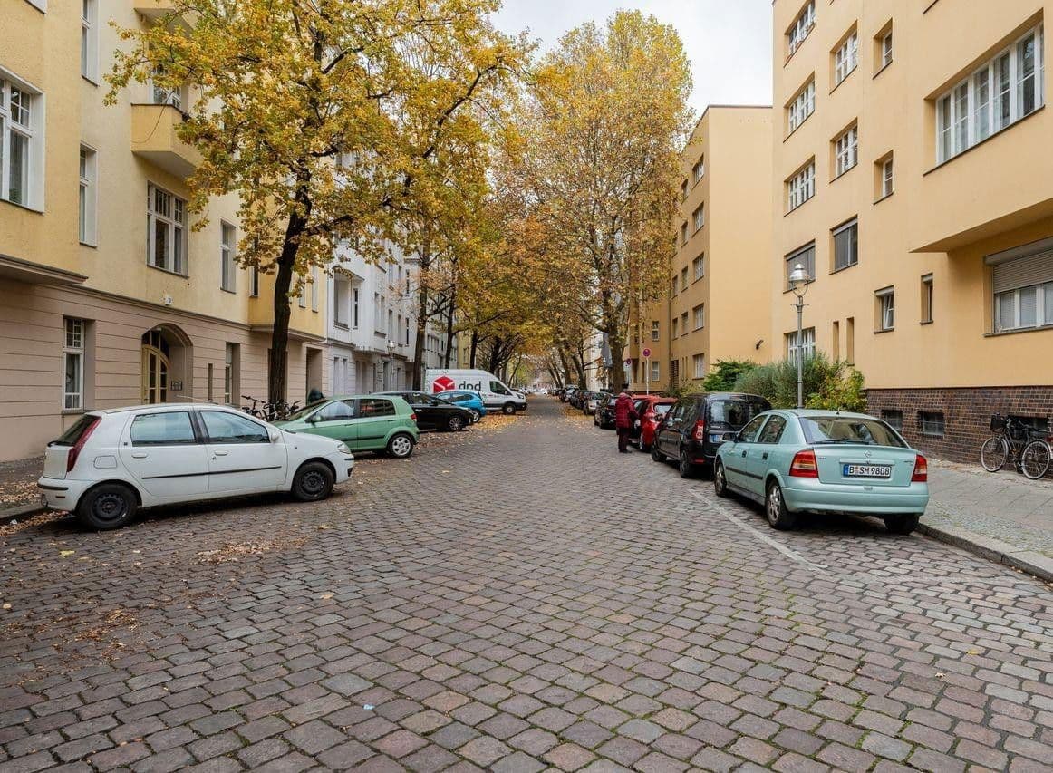 Predaj bytu 3-izbový 75 m², Tile-Wardenberg-Str. 14, Berlin, Berlín Predaj bytu 3-izbový 75 m², Tile-Wardenberg-Str. 14, Berlin, Berlín