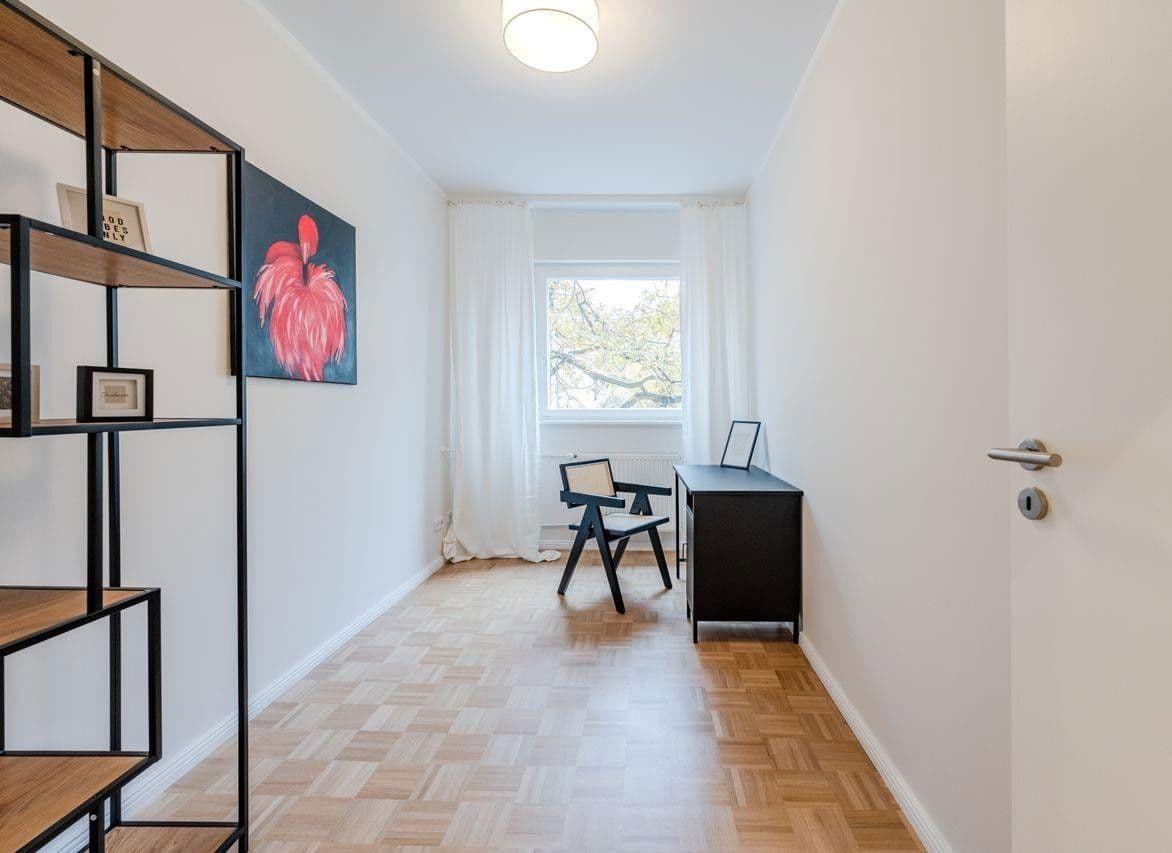 Predaj bytu 3-izbový 75 m², Tile-Wardenberg-Str. 14, Berlin, Berlín Predaj bytu 3-izbový 75 m², Tile-Wardenberg-Str. 14, Berlin, Berlín