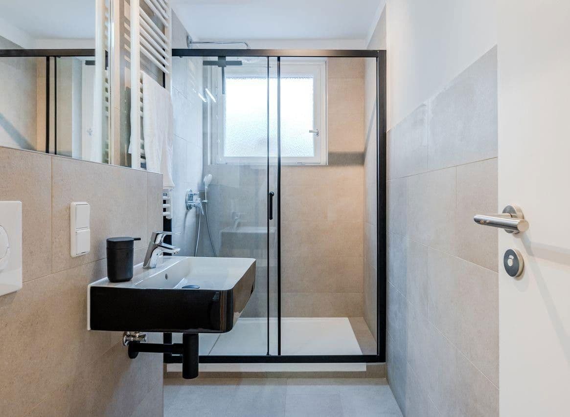 Predaj bytu 3-izbový 75 m², Tile-Wardenberg-Str. 14, Berlin, Berlín Predaj bytu 3-izbový 75 m², Tile-Wardenberg-Str. 14, Berlin, Berlín