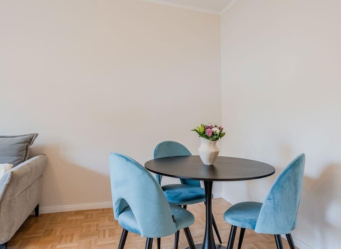 Predaj bytu 3-izbový 75 m², Tile-Wardenberg-Str. 14, Berlin, Berlín Predaj bytu 3-izbový 75 m², Tile-Wardenberg-Str. 14, Berlin, Berlín