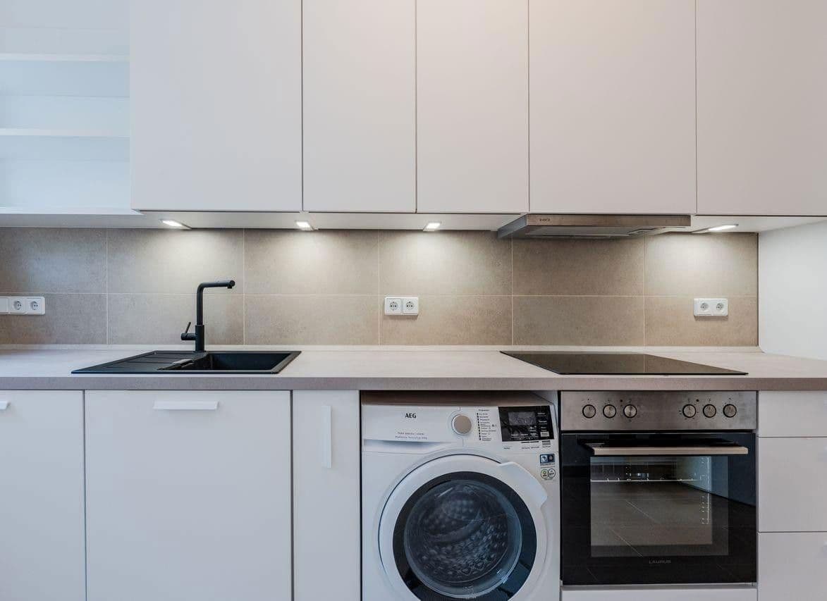 Predaj bytu 3-izbový 75 m², Tile-Wardenberg-Str. 14, Berlin, Berlín Predaj bytu 3-izbový 75 m², Tile-Wardenberg-Str. 14, Berlin, Berlín