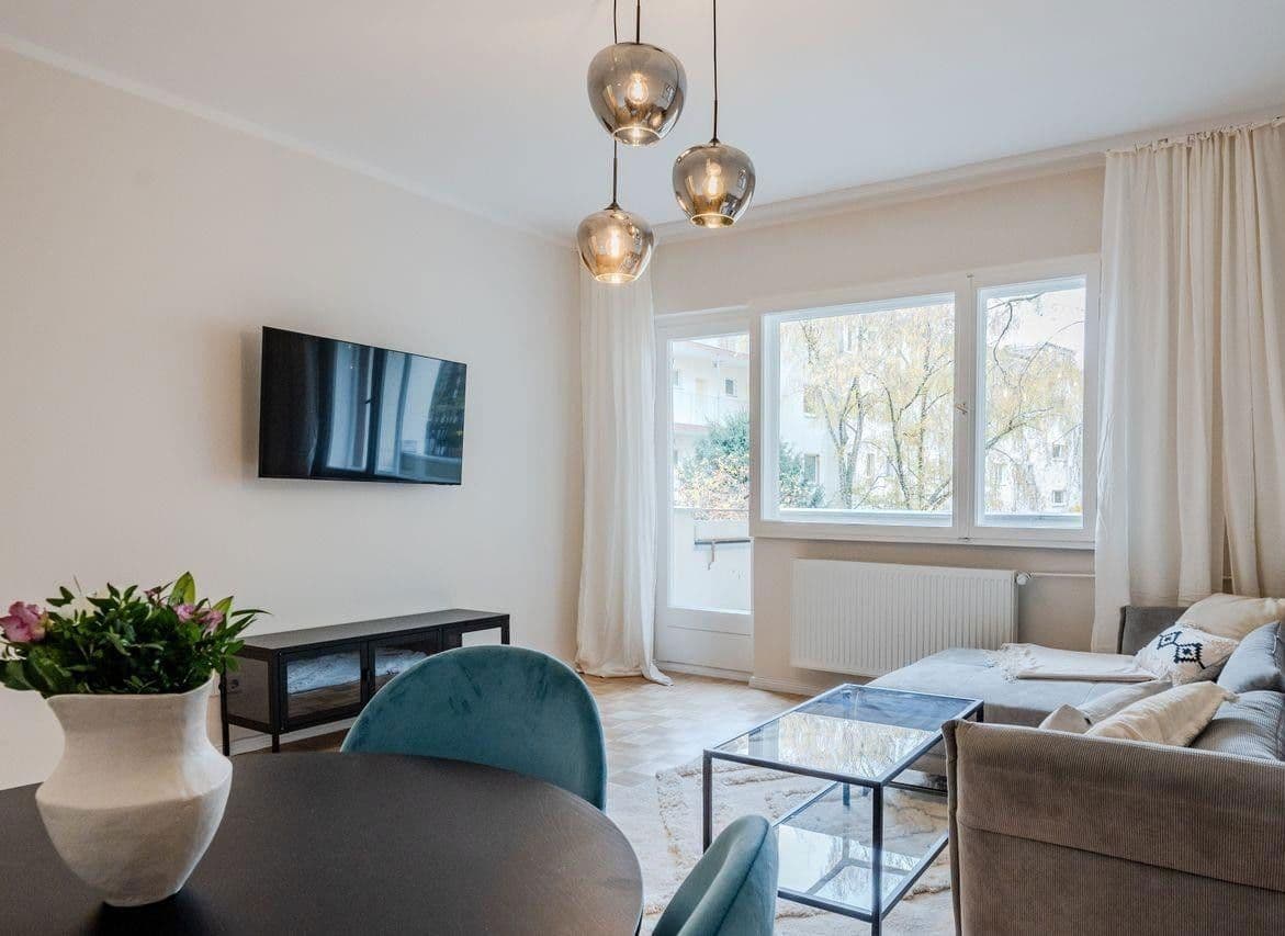 Predaj bytu 3-izbový 75 m², Tile-Wardenberg-Str. 14, Berlin, Berlín Predaj bytu 3-izbový 75 m², Tile-Wardenberg-Str. 14, Berlin, Berlín