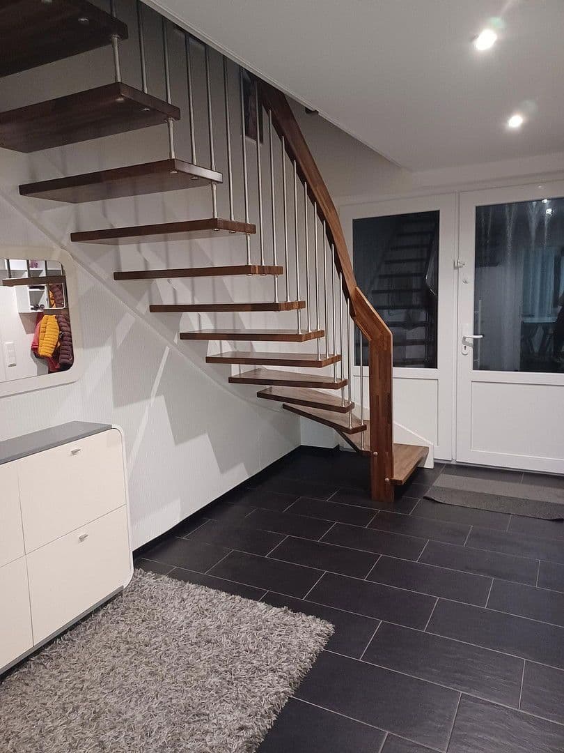 Predaj domu 132 m², pozemek 672 m², Ganderkesee, Dolné Sasko Predaj domu 132 m², pozemek 672 m², Ganderkesee, Dolné Sasko