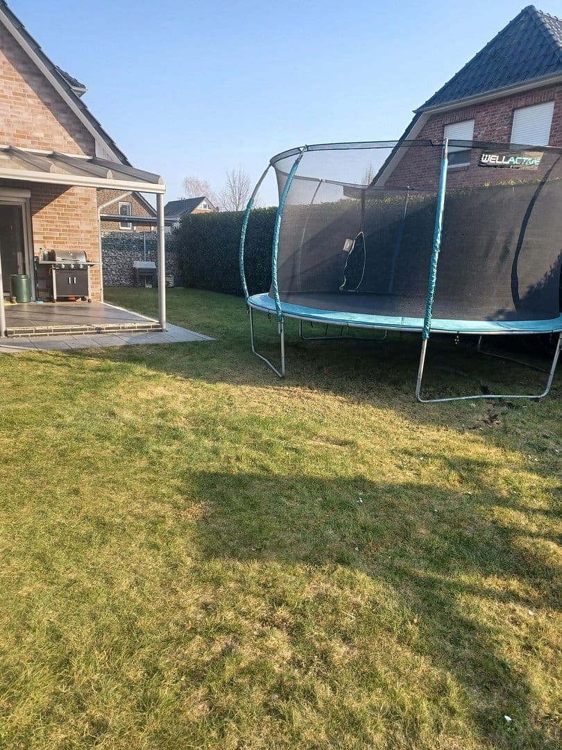 Predaj domu 132 m², pozemek 672 m², Ganderkesee, Dolné Sasko Predaj domu 132 m², pozemek 672 m², Ganderkesee, Dolné Sasko