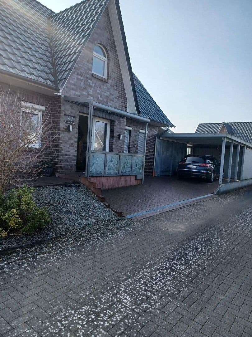 Predaj domu 132 m², pozemek 672 m², Ganderkesee, Dolné Sasko Predaj domu 132 m², pozemek 672 m², Ganderkesee, Dolné Sasko