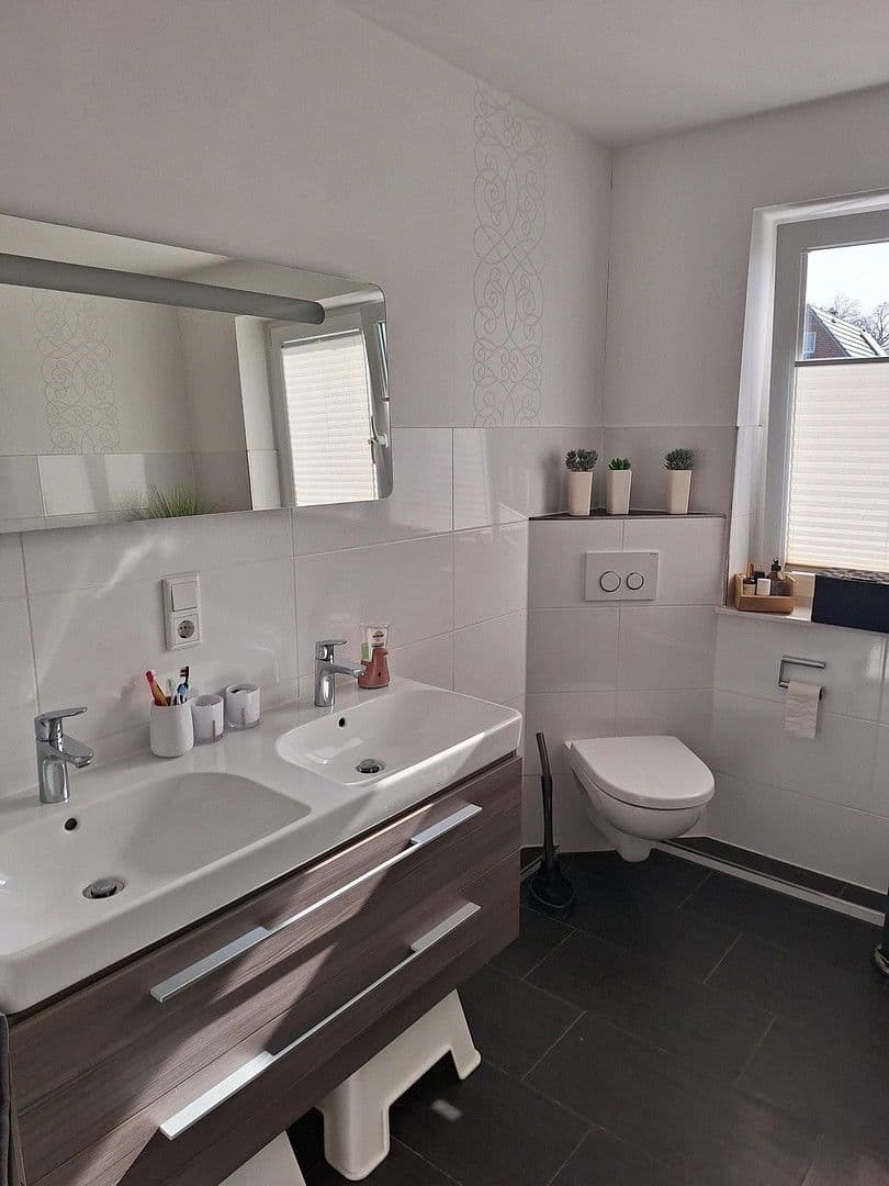 Predaj domu 132 m², pozemek 672 m², Ganderkesee, Dolné Sasko Predaj domu 132 m², pozemek 672 m², Ganderkesee, Dolné Sasko