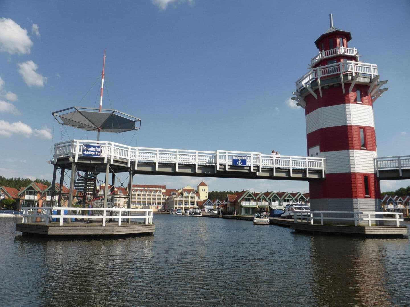 Predaj domu 66 m², pozemek 135 m², Rheinsberg, Brandenbursko Predaj domu 66 m², pozemek 135 m², Rheinsberg, Brandenbursko