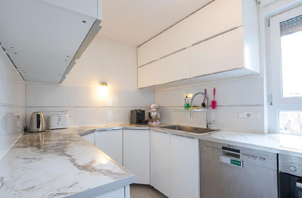 Predaj domu 119 m², pozemek 403 m², München, Bavorsko Predaj domu 119 m², pozemek 403 m², München, Bavorsko