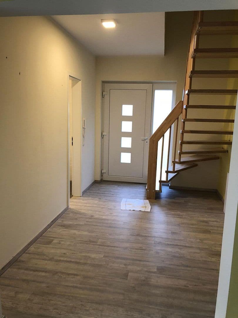 Prenájom domu 130 m², pozemek 600 m², Thälmannstr. 37, Wandlitz, Brandenbursko Prenájom domu 130 m², pozemek 600 m², Thälmannstr. 37, Wandlitz, Brandenbursko