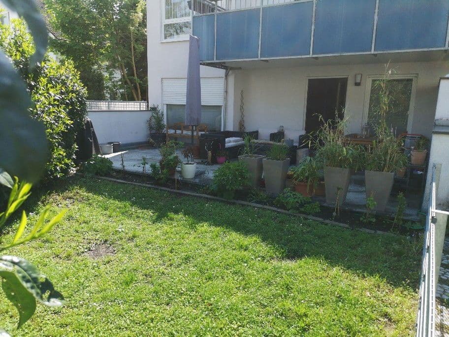 Prenájom bytu 3-izbový 108 m², Hattersheim am Main, Hesensko Prenájom bytu 3-izbový 108 m², Hattersheim am Main, Hesensko