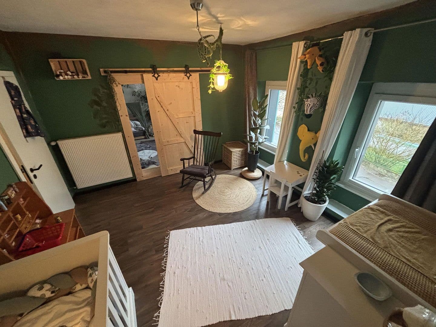 Predaj domu 260 m², pozemek 1.600 m², Veldenzer Straße 14, Gornhausen, Porýnie-Falcko Predaj domu 260 m², pozemek 1.600 m², Veldenzer Straße 14, Gornhausen, Porýnie-Falcko