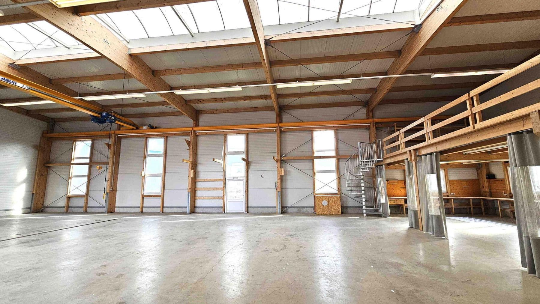 Prenájom nebytového priestoru 1.020 m², Große Isel 9, Neu-Ulm, Bavorsko Prenájom nebytového priestoru 1.020 m², Große Isel 9, Neu-Ulm, Bavorsko