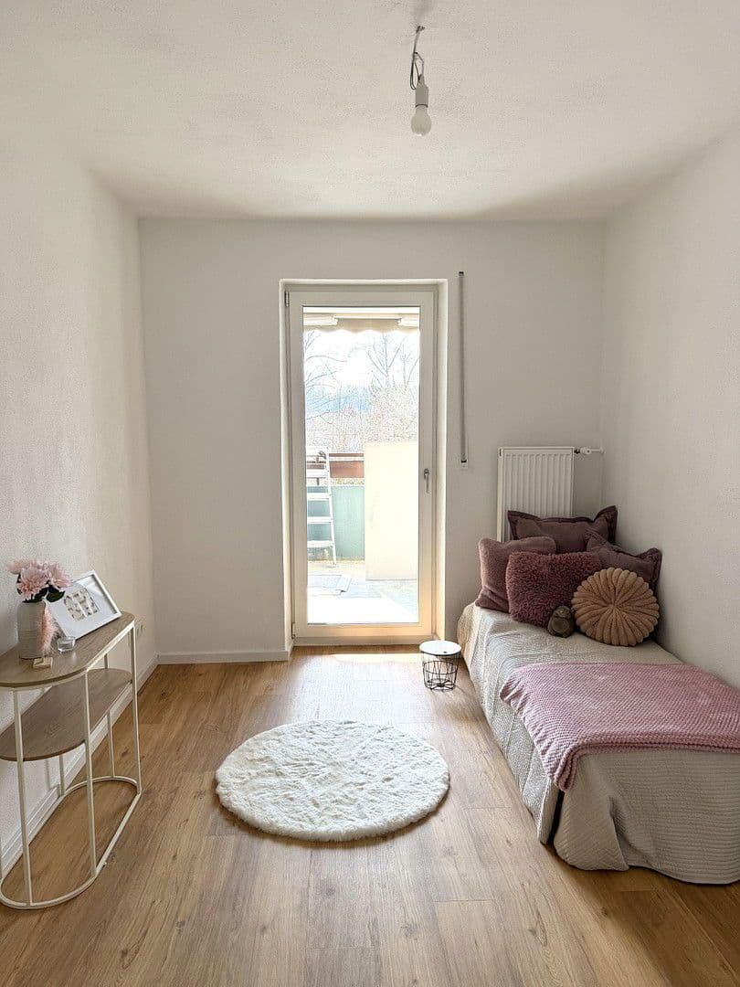 Predaj bytu 3-izbový 89 m², Altötting, Bavorsko Predaj bytu 3-izbový 89 m², Altötting, Bavorsko