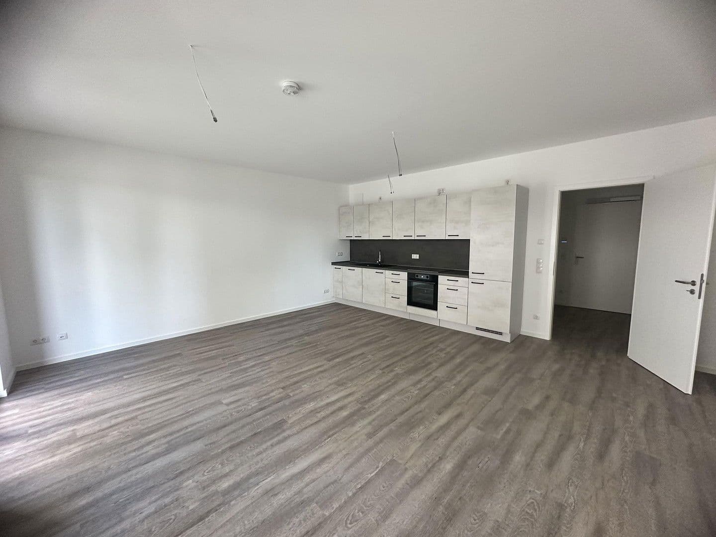 Prenájom bytu 1-izbový 49 m², Regener Straße 63, Berlin, Berlín Prenájom bytu 1-izbový 49 m², Regener Straße 63, Berlin, Berlín