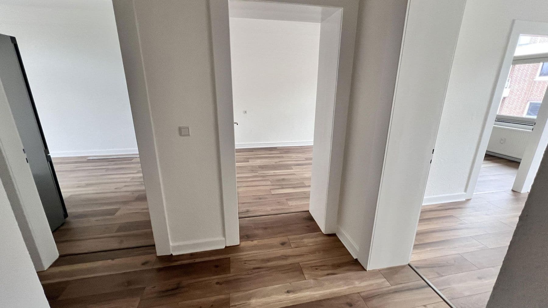 Prenájom bytu 2-izbový 66 m², Düsseldorf, Severné Porýnie - Westfálsko Prenájom bytu 2-izbový 66 m², Düsseldorf, Severné Porýnie - Westfálsko