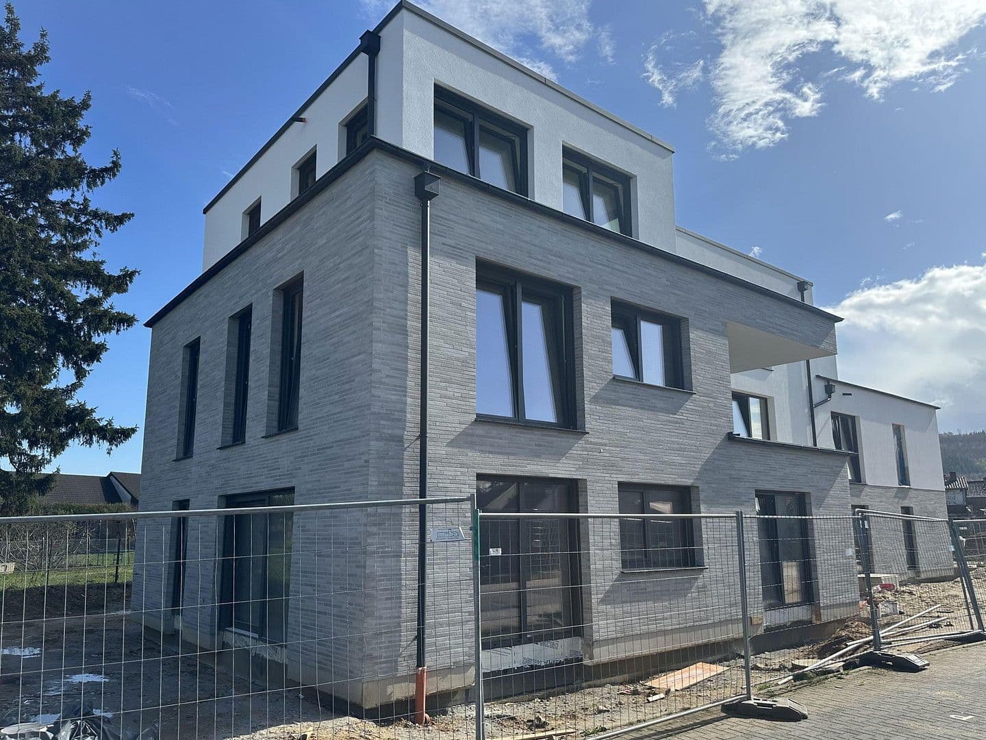 Predaj bytu 3-izbový 139 m², Justinastraße 37, Jülich, Severné Porýnie - Westfálsko Predaj bytu 3-izbový 139 m², Justinastraße 37, Jülich, Severné Porýnie - Westfálsko