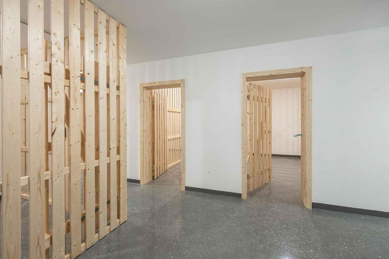 Prenájom bytu 3-izbový 97 m², Sulzbachstr. 50, Oberndorf am Neckar, Bádensko-Wurttembersko Prenájom bytu 3-izbový 97 m², Sulzbachstr. 50, Oberndorf am Neckar, Bádensko-Wurttembersko