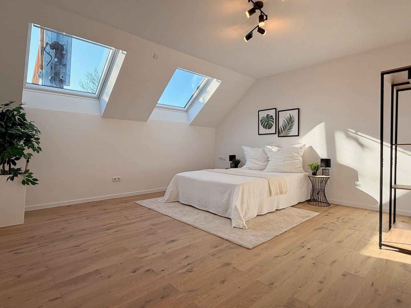 Predaj domu 161 m², pozemek 318 m², Erlangen, Bavorsko Predaj domu 161 m², pozemek 318 m², Erlangen, Bavorsko