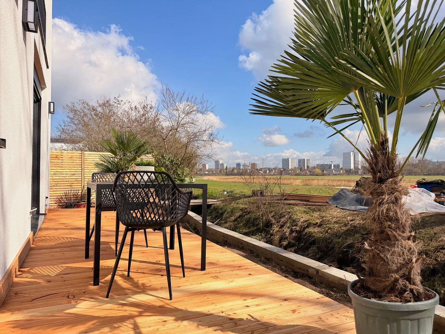 Predaj domu 161 m², pozemek 318 m², Erlangen, Bavorsko Predaj domu 161 m², pozemek 318 m², Erlangen, Bavorsko