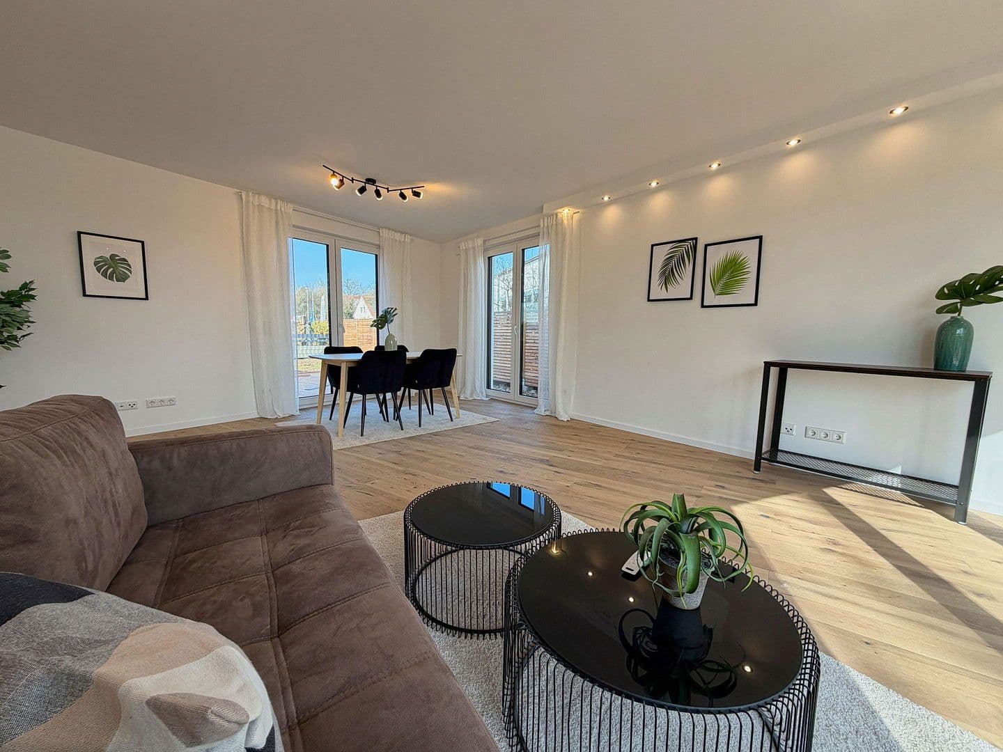 Predaj domu 161 m², pozemek 318 m², Erlangen, Bavorsko Predaj domu 161 m², pozemek 318 m², Erlangen, Bavorsko