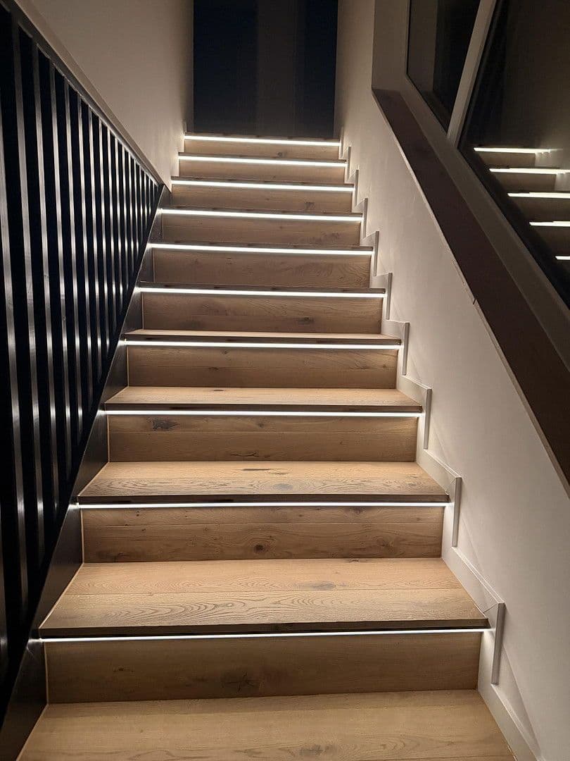 Predaj domu 161 m², pozemek 318 m², Erlangen, Bavorsko Predaj domu 161 m², pozemek 318 m², Erlangen, Bavorsko