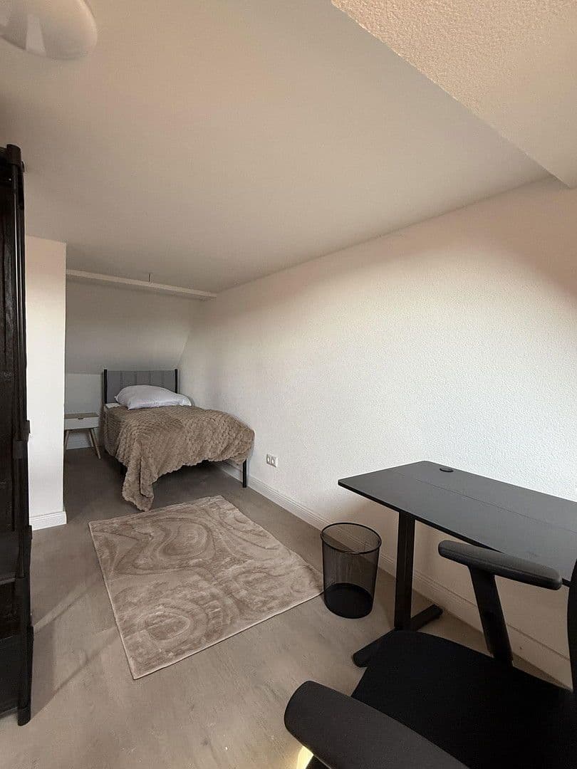 Prenájom bytu 103 m², Heidenberg 89, Apolda, Durínsko Prenájom bytu 103 m², Heidenberg 89, Apolda, Durínsko