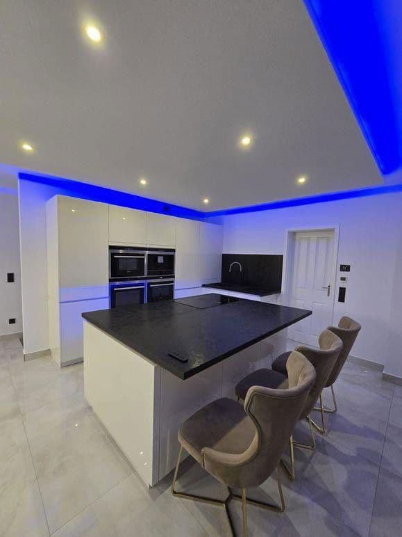 Predaj bytu 4-izbový 105 m², Hamburg, Hamburg Predaj bytu 4-izbový 105 m², Hamburg, Hamburg