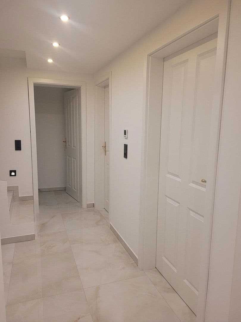 Predaj bytu 4-izbový 105 m², Hamburg, Hamburg Predaj bytu 4-izbový 105 m², Hamburg, Hamburg