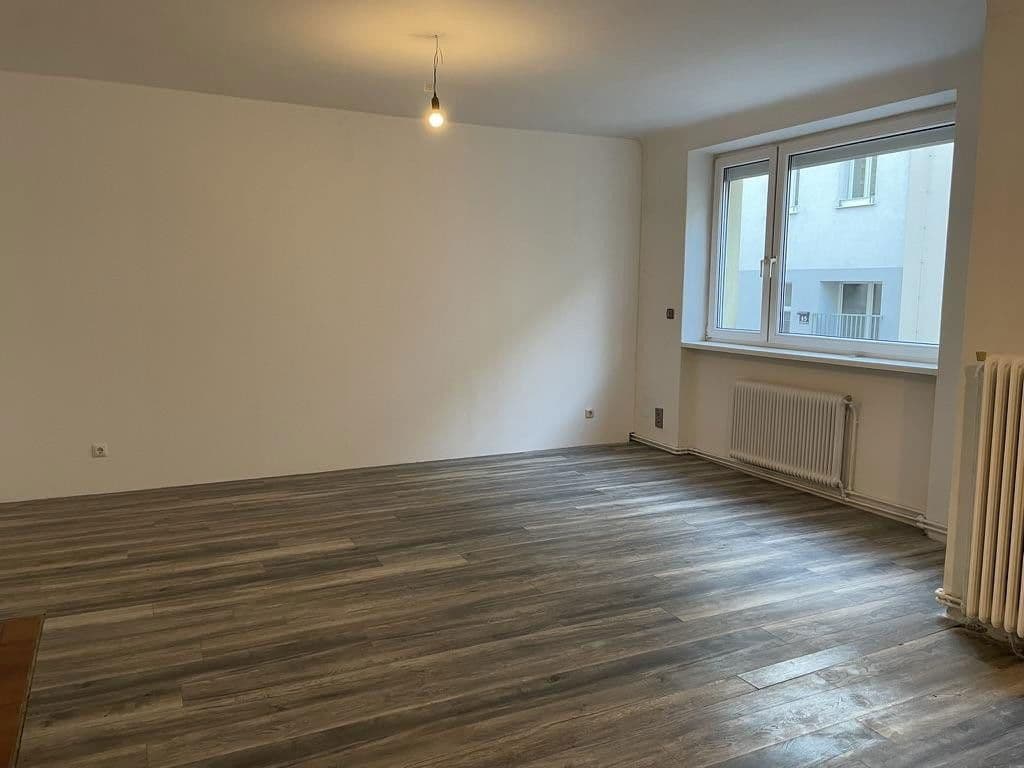 Prenájom bytu 2-izbový 68 m², Wien, Viedeň Prenájom bytu 2-izbový 68 m², Wien, Viedeň