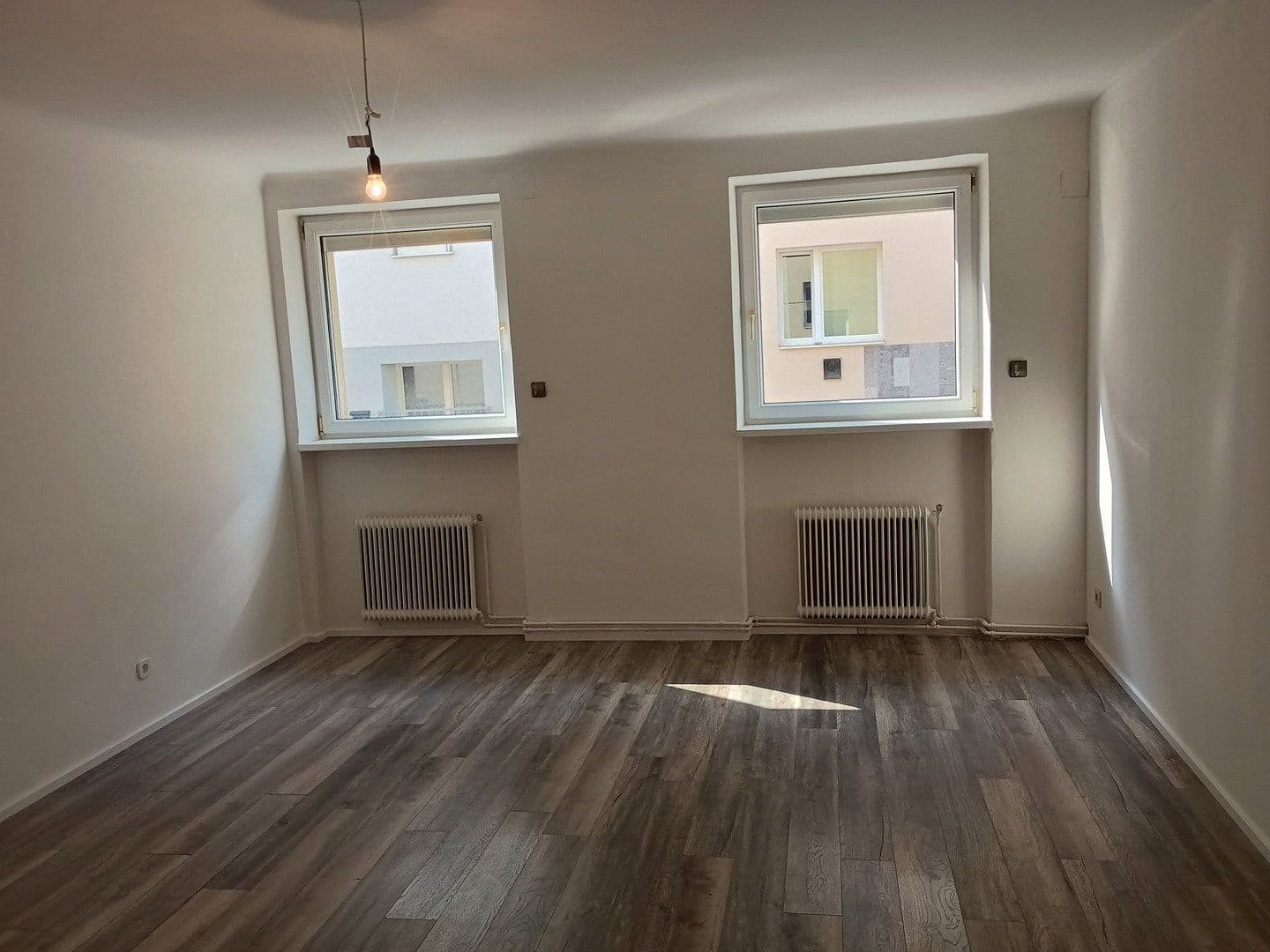 Prenájom bytu 2-izbový 68 m², Wien, Viedeň Prenájom bytu 2-izbový 68 m², Wien, Viedeň