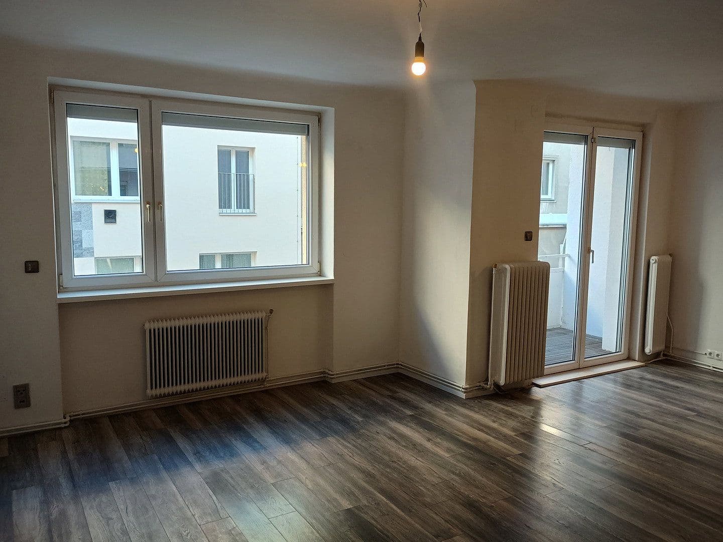 Prenájom bytu 2-izbový 68 m², Wien, Viedeň Prenájom bytu 2-izbový 68 m², Wien, Viedeň