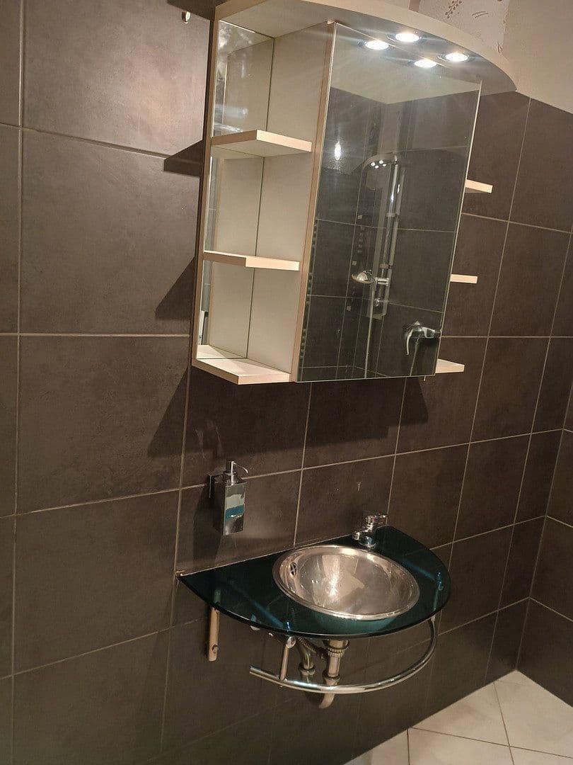 Prenájom bytu 2-izbový 68 m², Wien, Viedeň Prenájom bytu 2-izbový 68 m², Wien, Viedeň